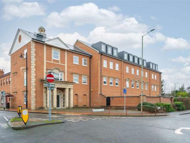 1 Bedroom Flat