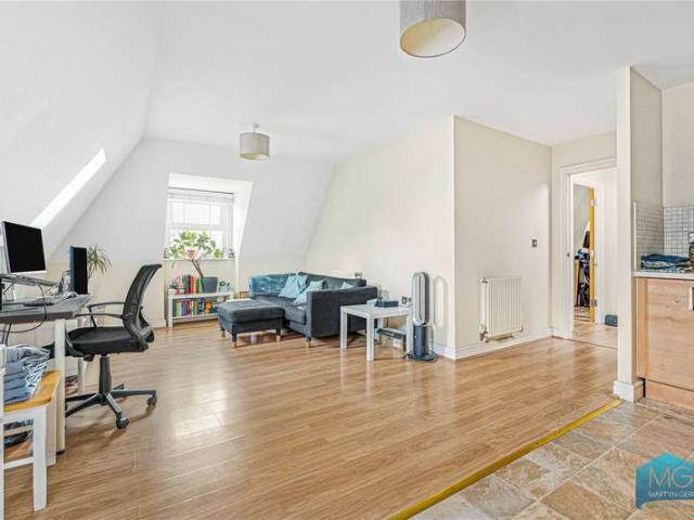 1 Bedroom Flat