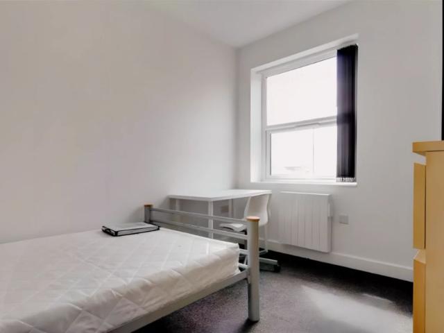 1 Bedroom Flat