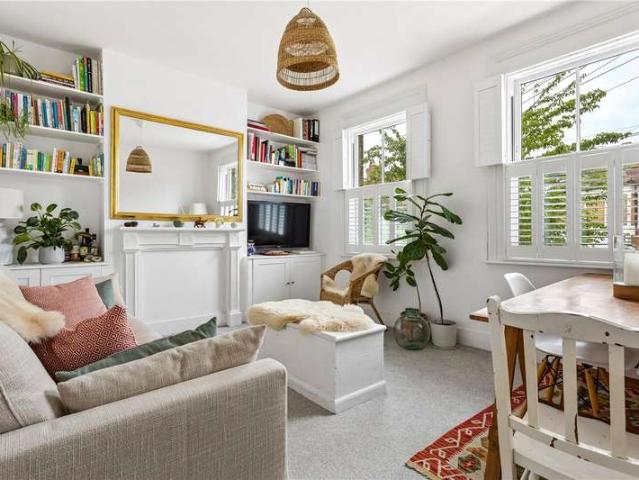 1 Bedroom Flat