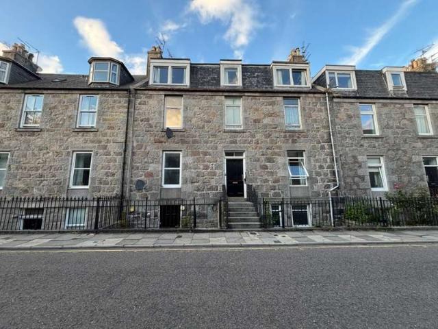 1 Bedroom Flat
