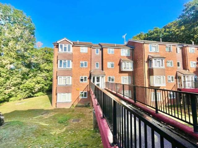 1 Bedroom Flat