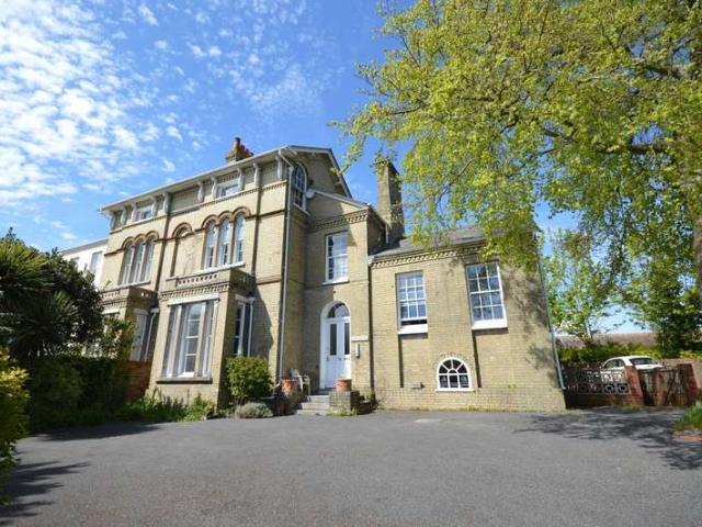 1 Bedroom Flat