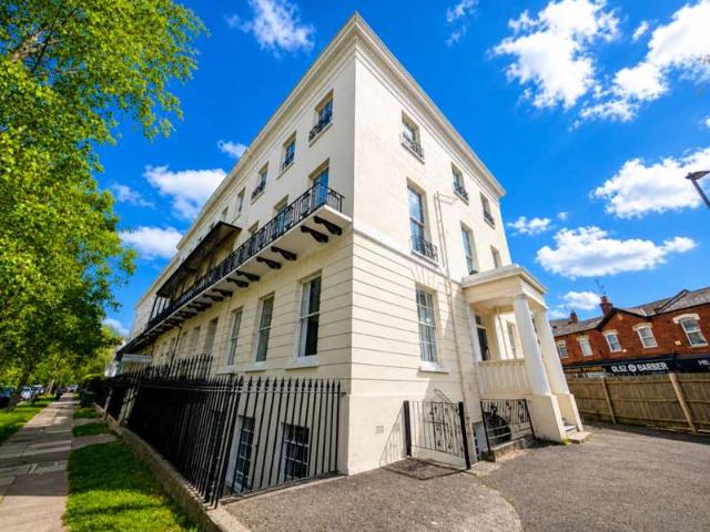 1 Bedroom Flat