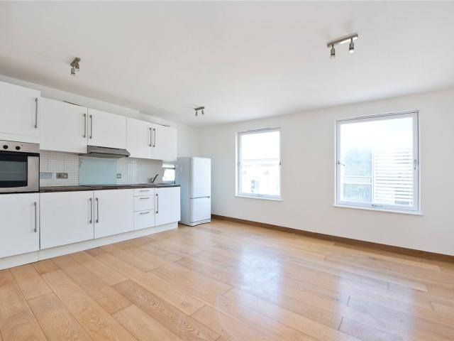 1 bedroom Flat
