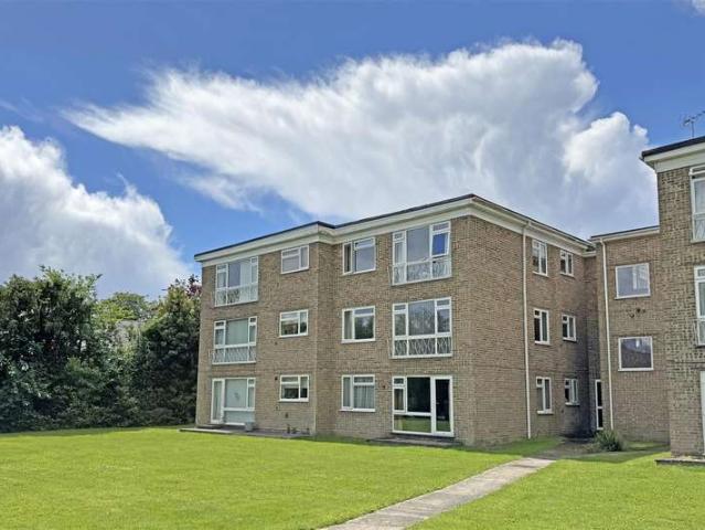 1 Bedroom Flat