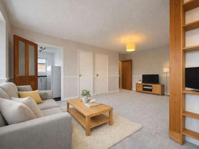 1 Bedroom Flat