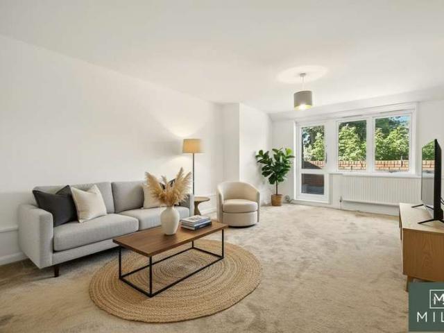 1 Bedroom Flat