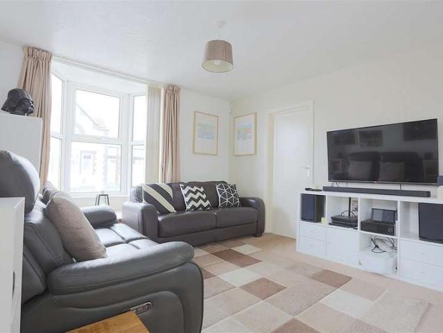 1 Bedroom Flat
