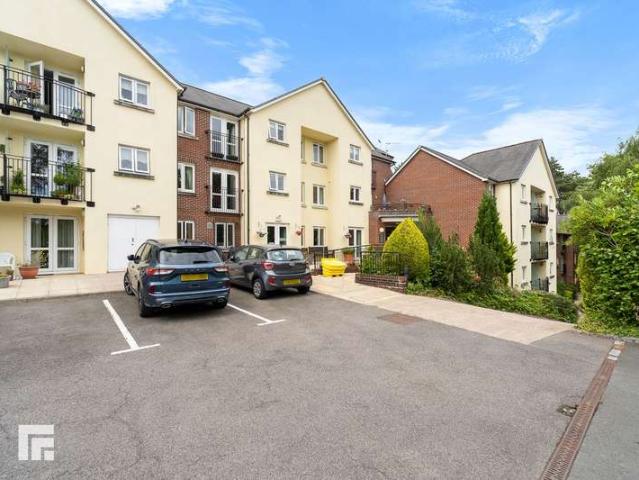 1 Bedroom Flat
