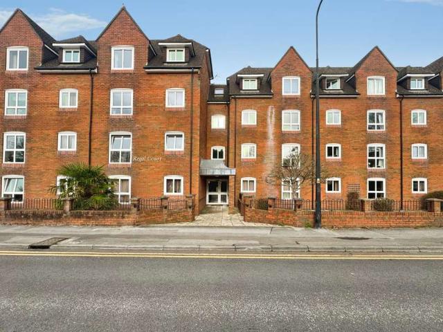 1 Bedroom Flat