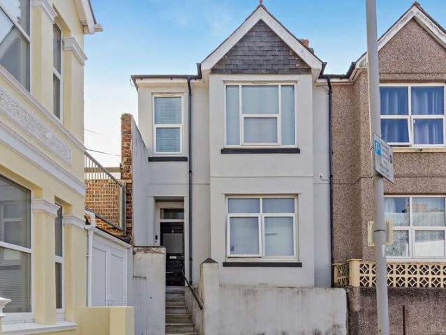 1 Bedroom Flat