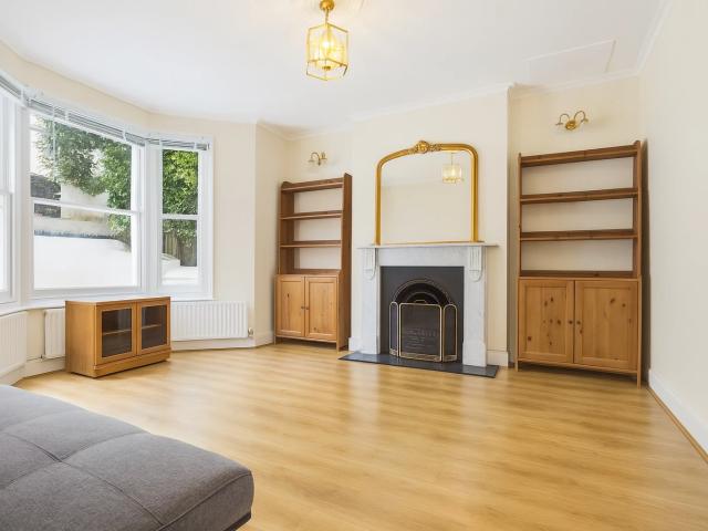 1 Bedroom Flat