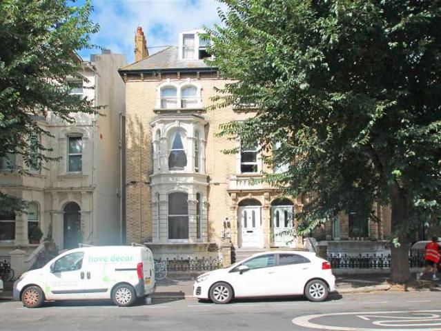 1 Bedroom Flat