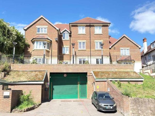 1 Bedroom Flat