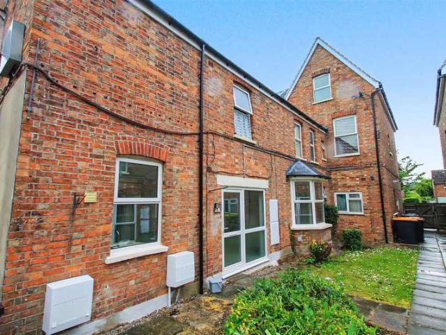 1 Bedroom Flat