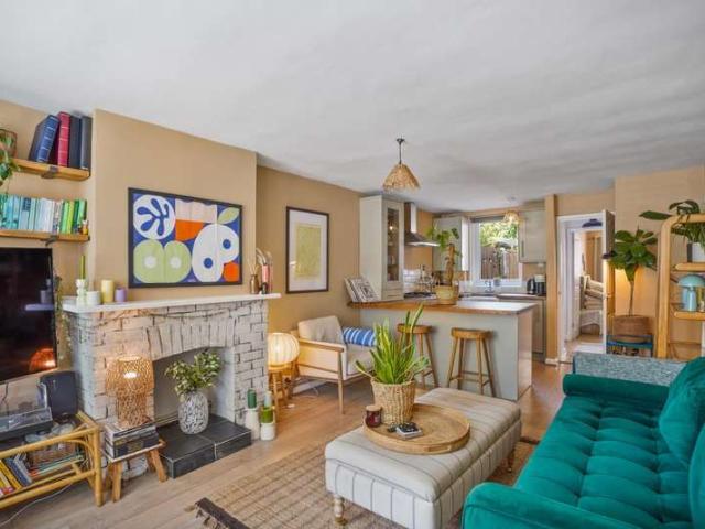 1 Bedroom Flat