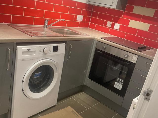 1 Bedroom Flat