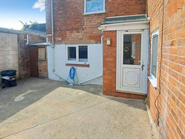 1 Bedroom Flat