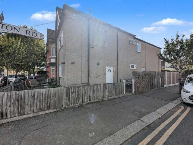 1 Bedroom Flat