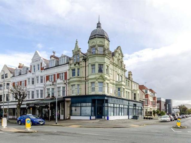 1 Bedroom Flat