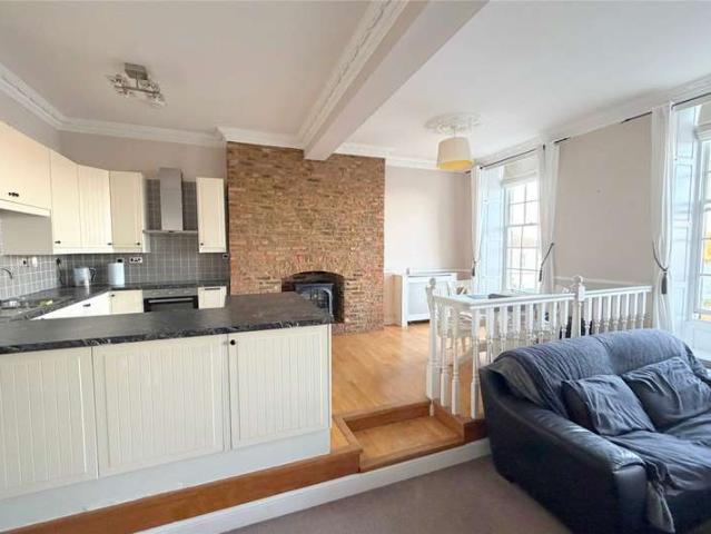 1 Bedroom Flat