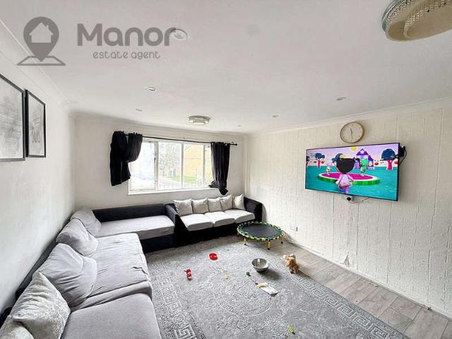 1 Bedroom Flat