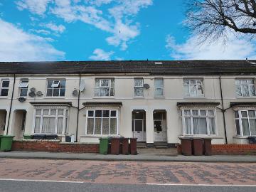 1 Bedroom Flat