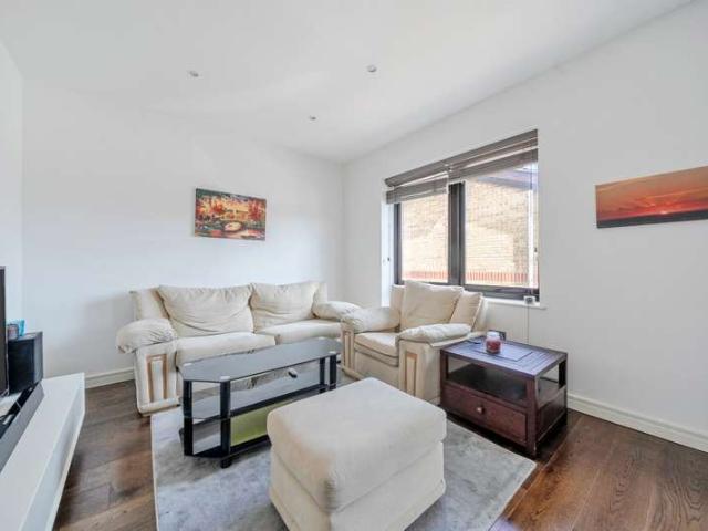 1 Bedroom Flat