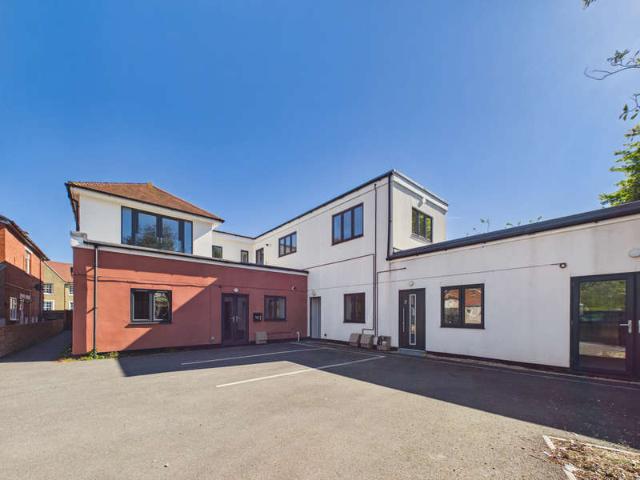 1 Bedroom Flat