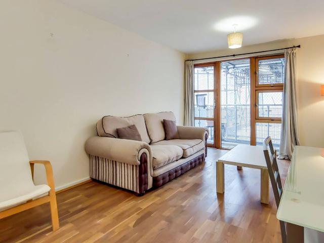 1 Bedroom Flat