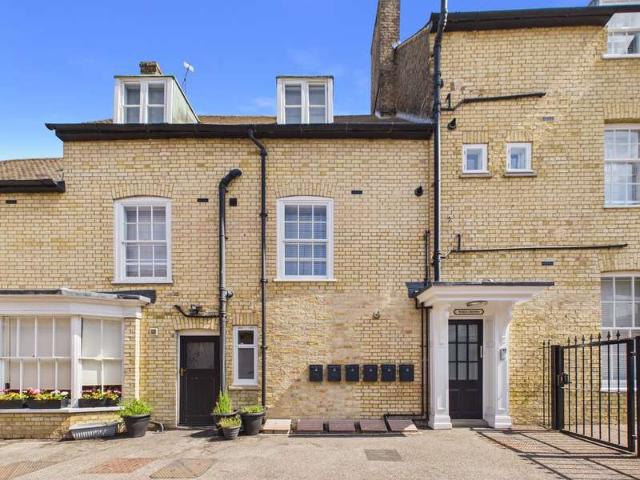 1 Bedroom Flat
