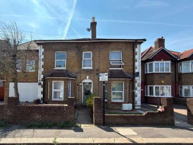 1 Bedroom Flat