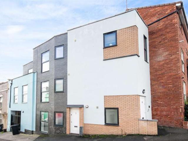 1 Bedroom Flat