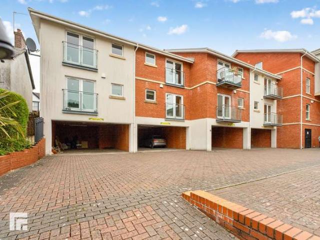 1 Bedroom Flat
