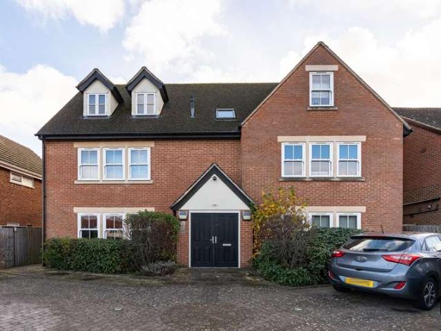1 Bedroom Flat
