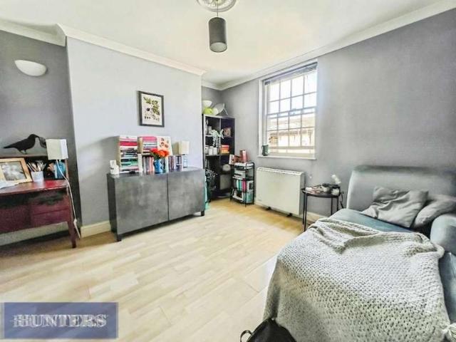 1 Bedroom Flat