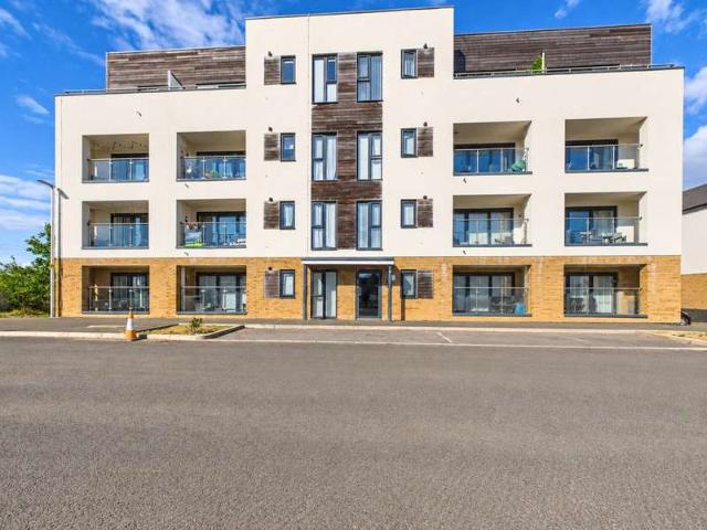 1 Bedroom Flat