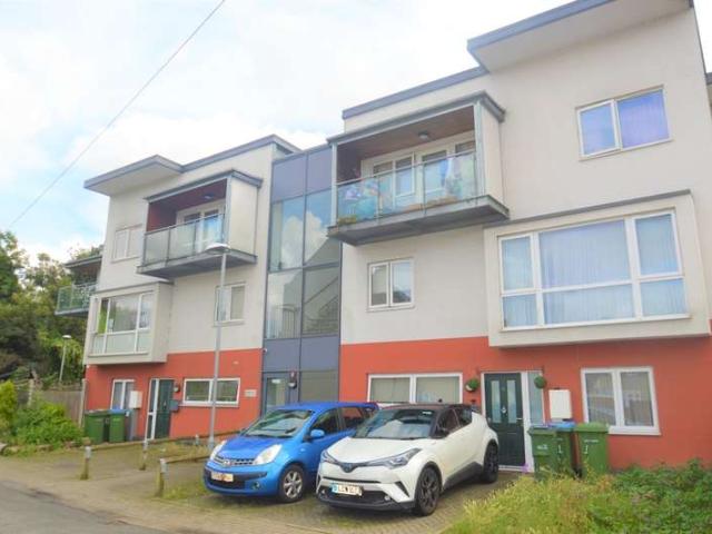 1 Bedroom Flat