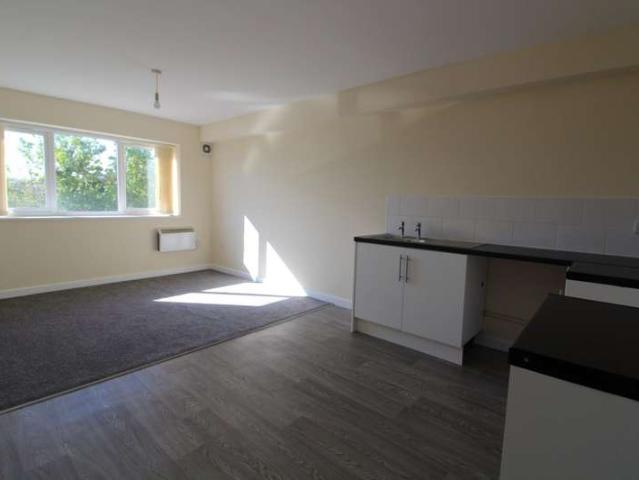 1 Bedroom Flat