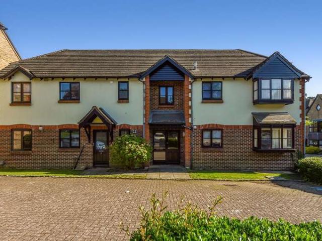 1 Bedroom Flat