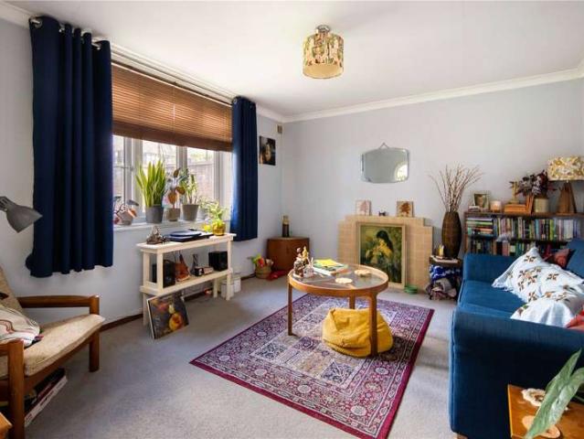 1 Bedroom Flat