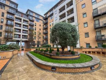 1 Bedroom Flat