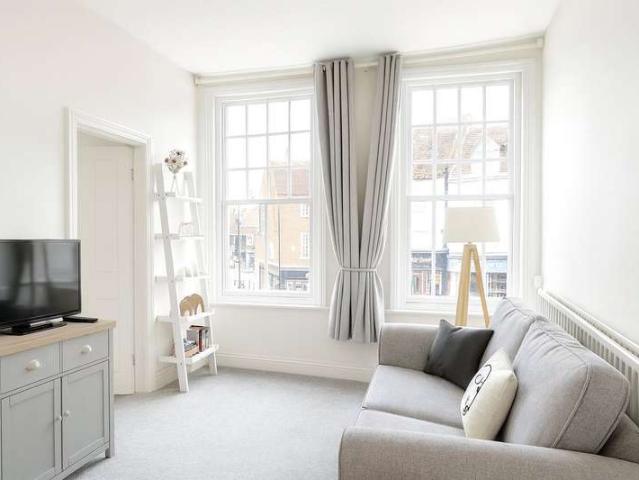 1 Bedroom Flat