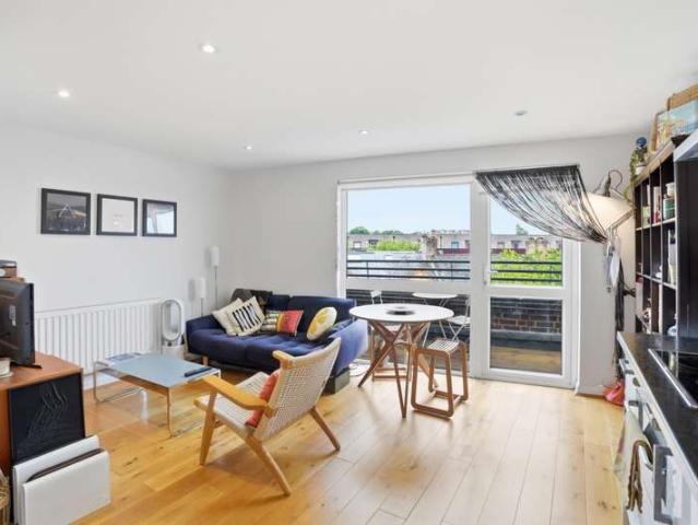 1 Bedroom Flat