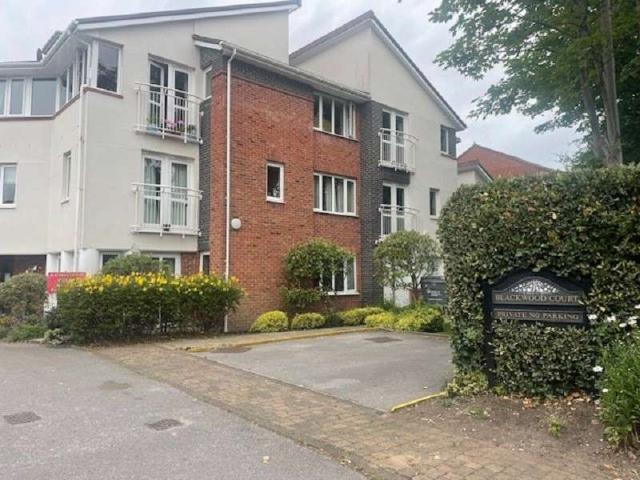1 Bedroom Flat