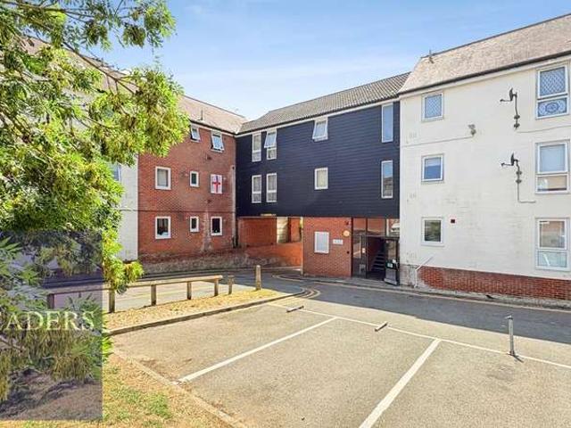 1 Bedroom Flat