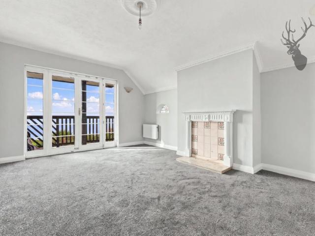 1 Bedroom Flat