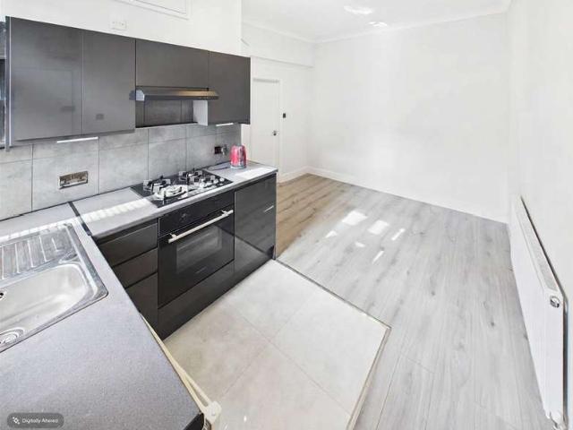 1 Bedroom Flat