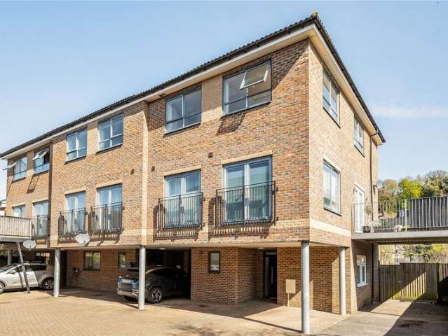 1 Bedroom Flat